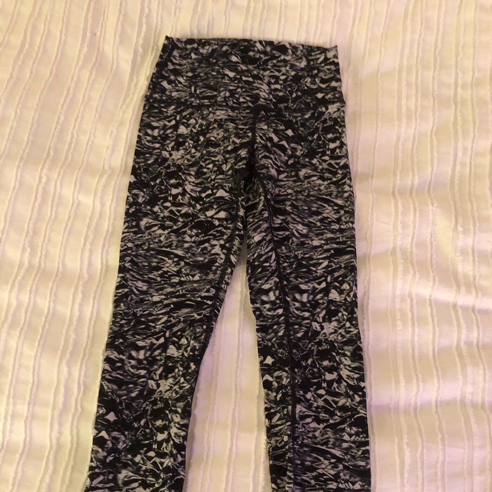 Super cute Lululemon leggings